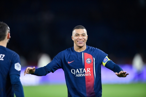 Kylian Mbappe tek Real Madrid